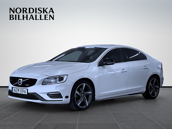 Volvo S60 3 of 5