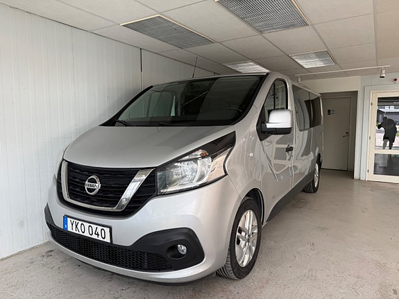 Nissan NV300