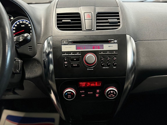 Suzuki SX4 18 of 19