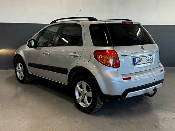 Suzuki SX4 6 of 19