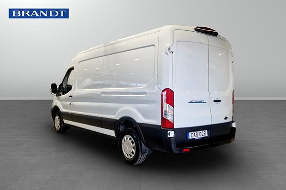 Ford E-Transit 3 of 14