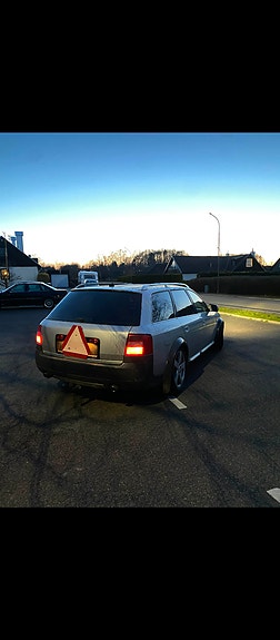 Audi A6 allroad 2 of 2