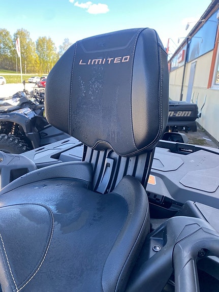 Can-Am Limited 1000R 3 of 4