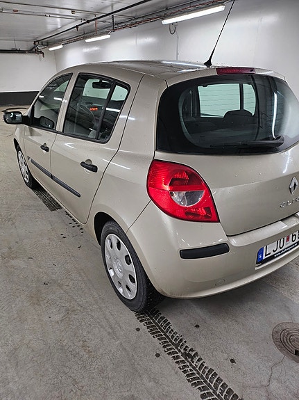 Renault Clio 3 of 5