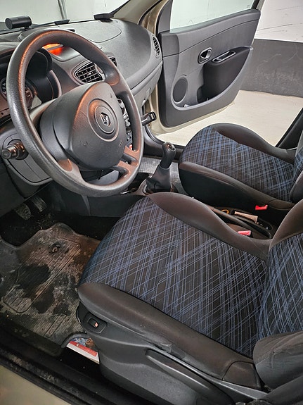 Renault Clio 4 of 5