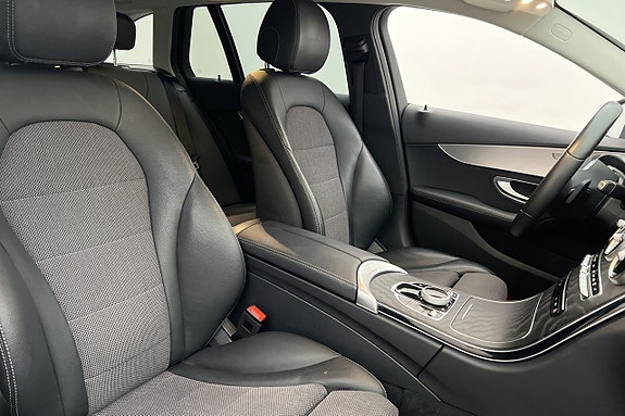 Mercedes-Benz C220 d 28 of 30
