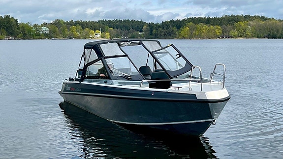 Buster Supermagnum V8 350 hk -20, 111 h