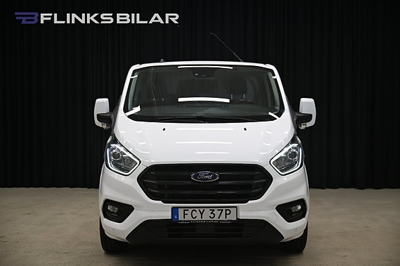 Ford Transit Custom 7 of 25