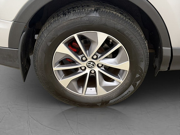 Toyota RAV4 25 of 26