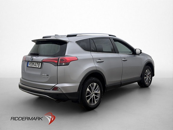 Toyota RAV4 6 of 26
