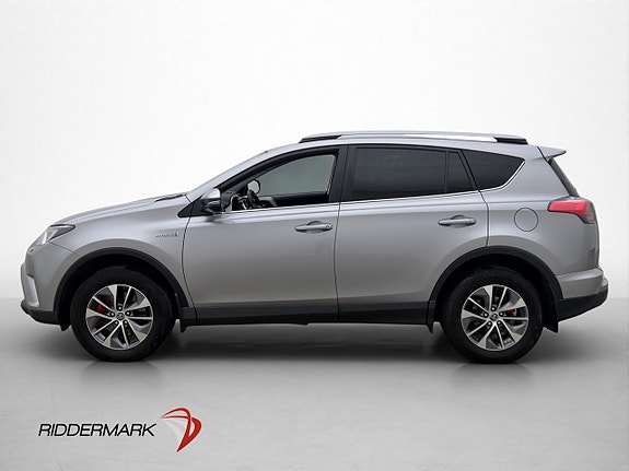 Toyota RAV4 9 of 26