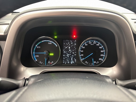 Toyota RAV4 14 of 26