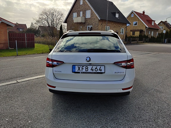 Skoda Superb 6 of 14