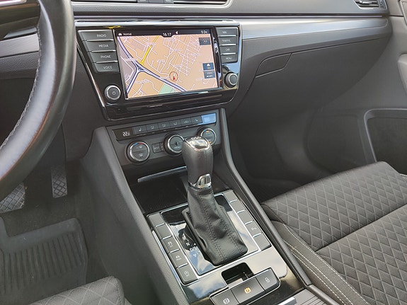 Skoda Superb 11 of 14