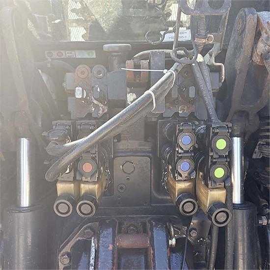 New Holland TM190 24 of 30