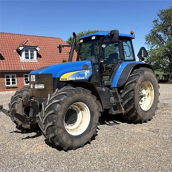 New Holland TM190