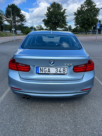 BMW 328i 5 of 16
