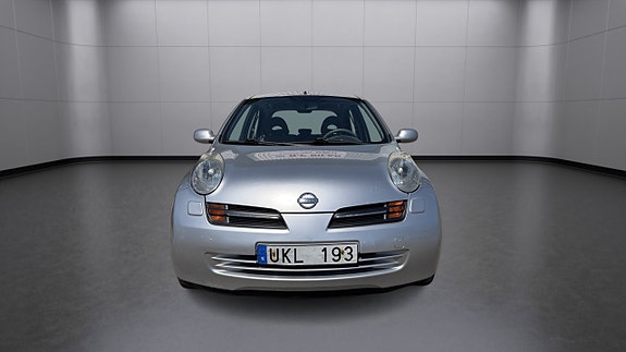 Nissan Micra 9 of 13