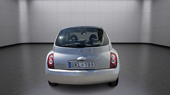 Nissan Micra 6 of 13