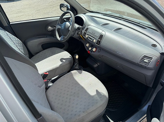 Nissan Micra 12 of 13