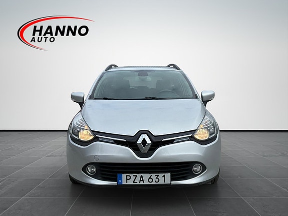 Renault Clio 8 of 22
