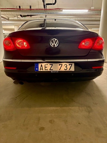 Volkswagen Passat CC 4 of 5