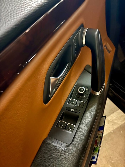 Volkswagen Passat CC 10 of 11