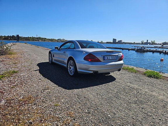 Mercedes-Benz SL500 5 of 5