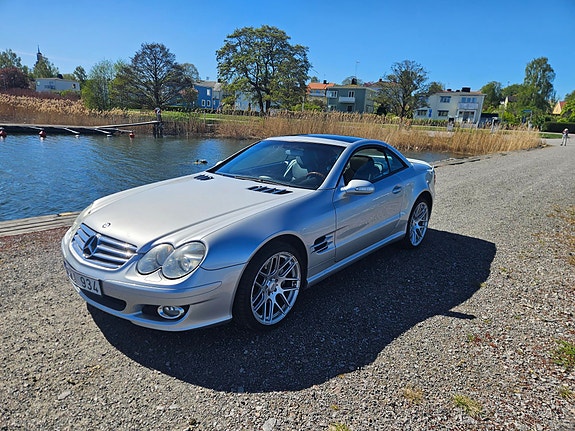 Mercedes-Benz SL500 2 of 5