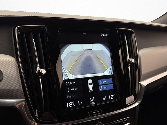 Volvo V90 21 of 30
