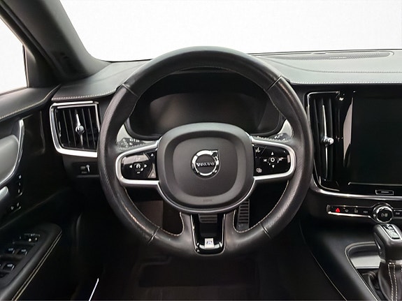 Volvo V90 16 of 30