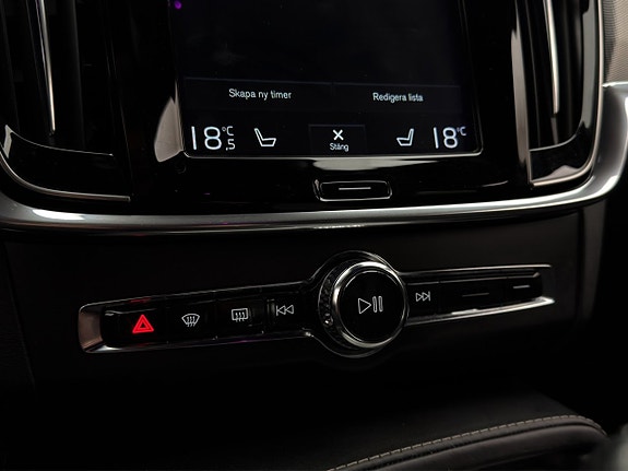 Volvo V90 28 of 30