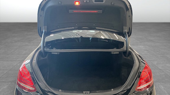 Mercedes-Benz C220 d 10 of 16