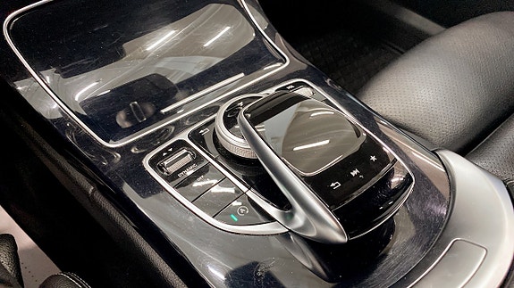 Mercedes-Benz C220 d 13 of 16