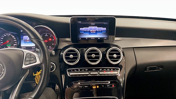 Mercedes-Benz C220 d 12 of 16