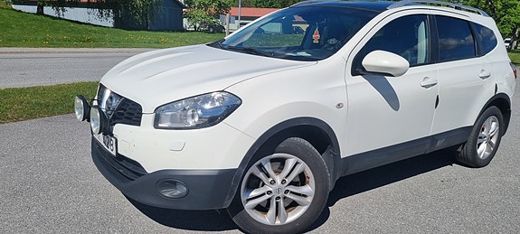 Nissan Qashqai+2 3 of 4