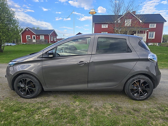 Renault Zoe 2 of 5