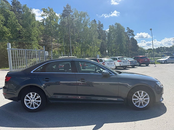 Audi A4 3 of 16