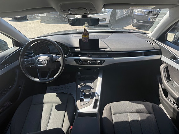 Audi A4 8 of 16