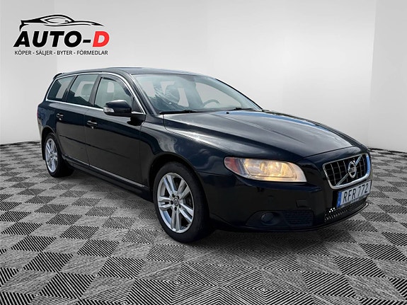 Volvo V70 3 of 12