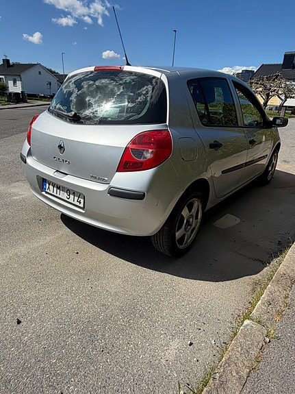 Renault Clio 3 of 5