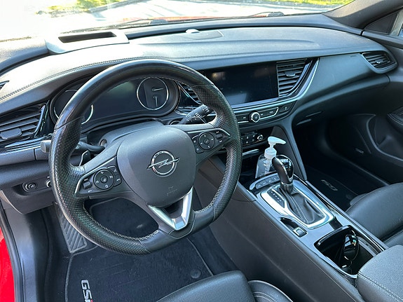 Opel Insignia 14 of 16