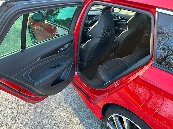 Opel Insignia 15 of 16
