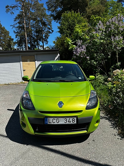 Renault Clio 2 of 5