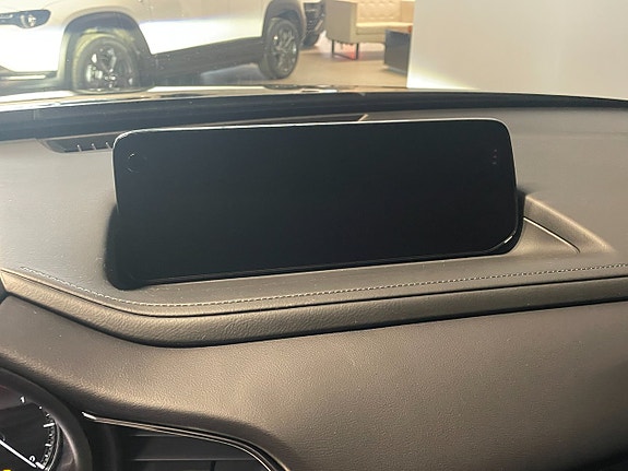 Mazda CX-30 12 of 16