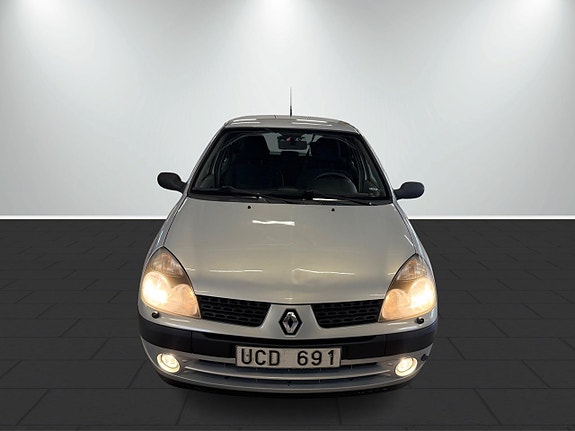 Renault Clio 3 of 5