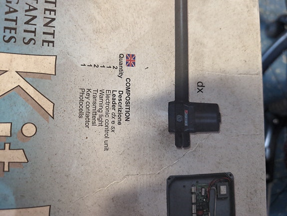Product image 3 of 4