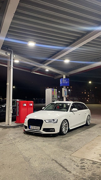Audi A4 2 of 5