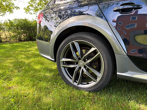 Audi A4 allroad 11 of 19