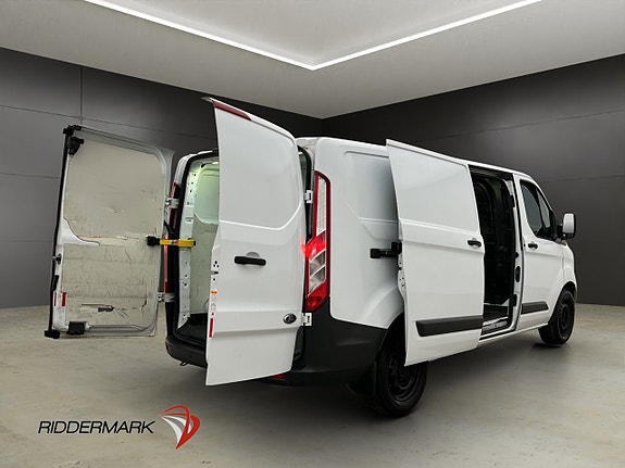 Ford Transit Custom 10 of 28